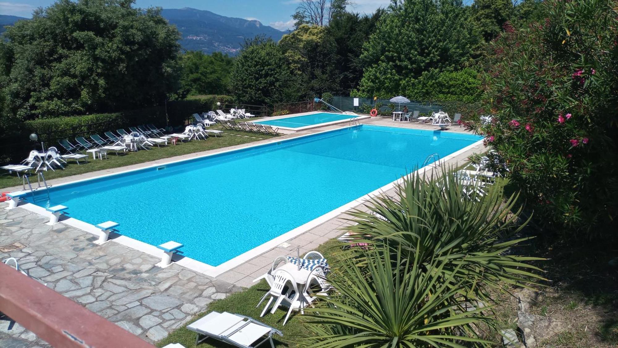 Mirasole Holiday House Leggiuno Exterior foto